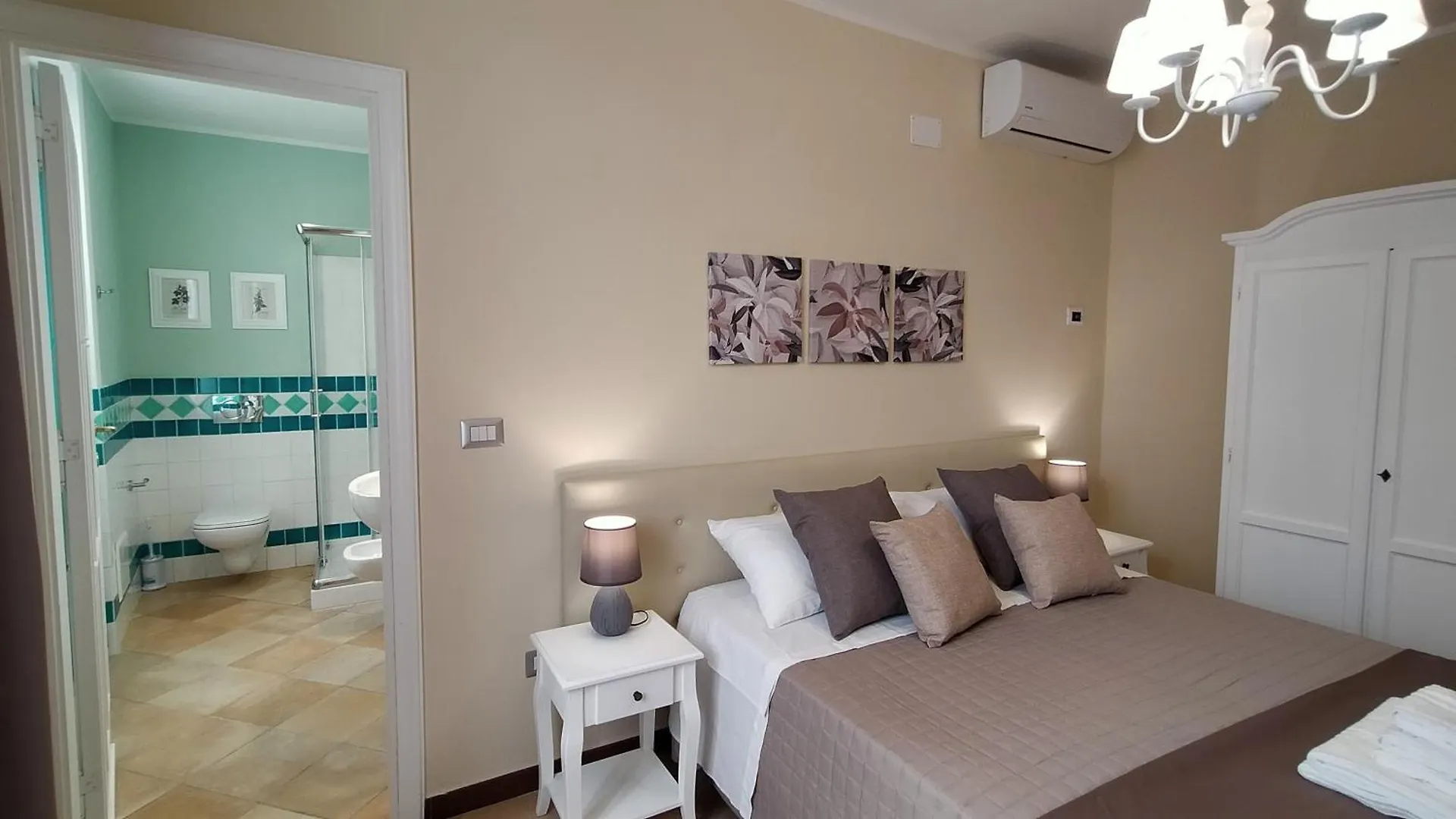 La Cattedrale Hotel Sassari 0*,  Italy